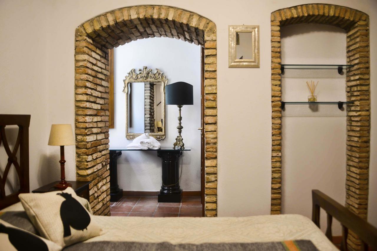 Relais Del Porto Hotel กาญารี ภายนอก รูปภาพ