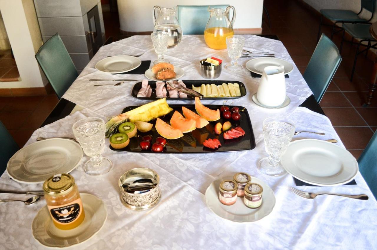 Relais Del Porto Hotel กาญารี ภายนอก รูปภาพ